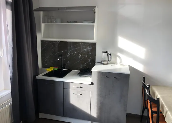 Kleve-kellen 3 * Clèves